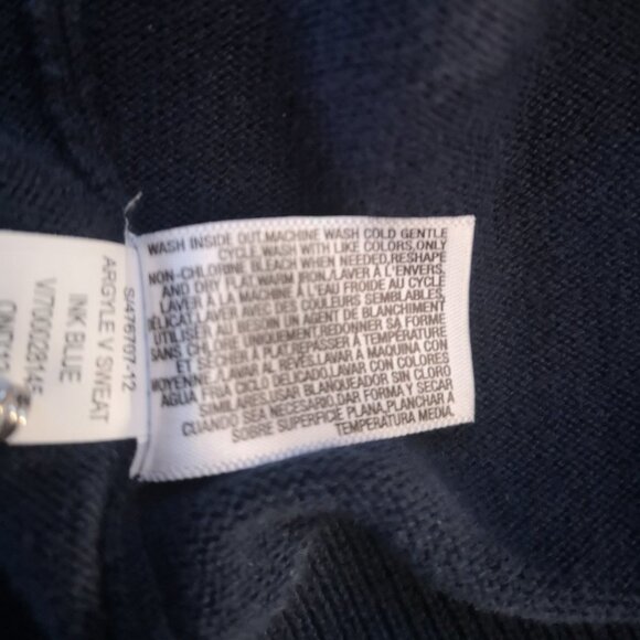 Old Navy Men's Argile Pattern Lightweight V-neck Sweater - Picture 7 of 10